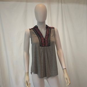 Gray market and spruce cap sleeve shirt